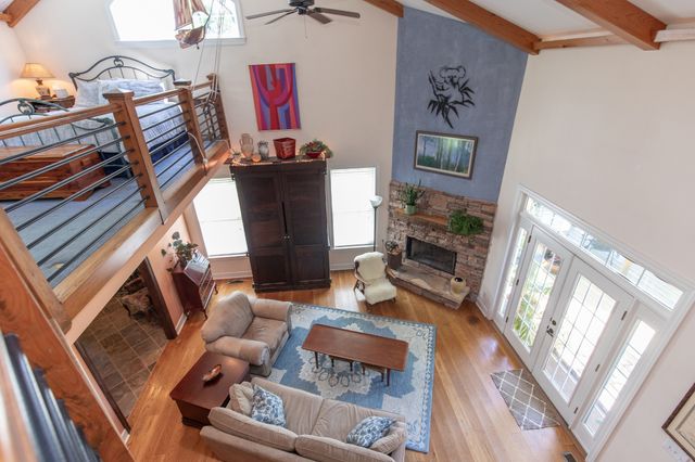 824 Dry Creek Rd, Goodlettsville, TN 37072