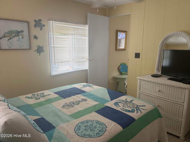 9136 E Calabash Drive SW, Calabash, NC 28467