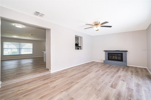 8448 MATTITUCK CIRCLE, Orlando, FL 32829