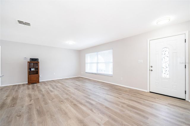 8448 MATTITUCK CIRCLE, Orlando, FL 32829