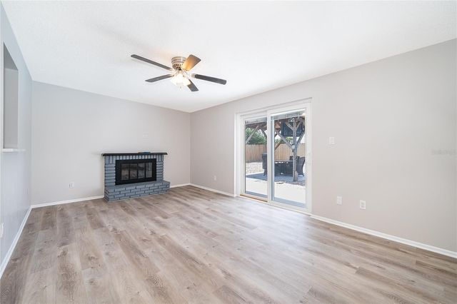 8448 MATTITUCK CIRCLE, Orlando, FL 32829