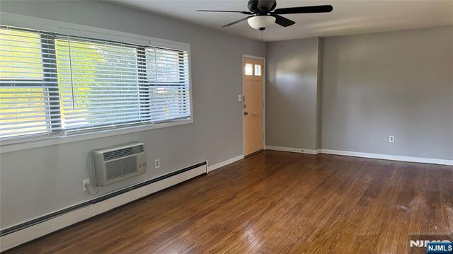 1 Colonial E, Little Falls, NJ 07424