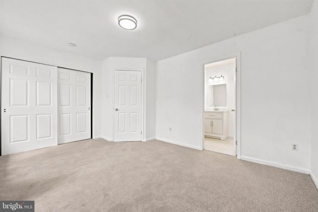 9 LANDMARK DR, Malvern, PA 19355