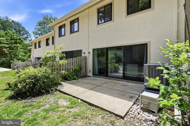 9 LANDMARK DR, Malvern, PA 19355