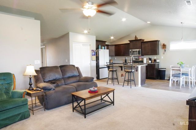 1023 Ryde Ave, Kuna, ID 83634