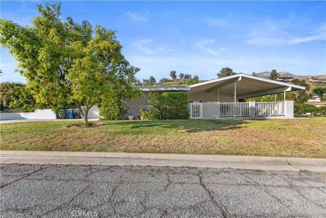 3542 Sage Lane, San Bernardino, CA 92404