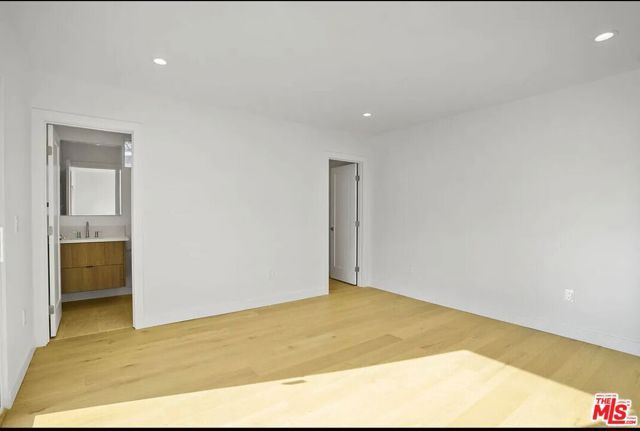 7406 W 82nd Street, Los Angeles, CA 90045