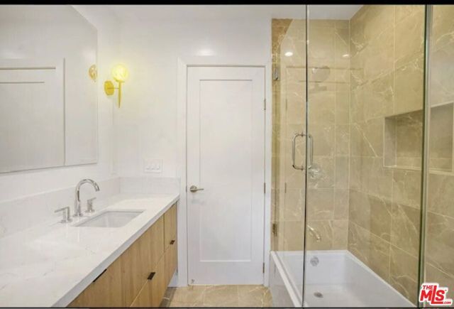 7406 W 82nd Street, Los Angeles, CA 90045