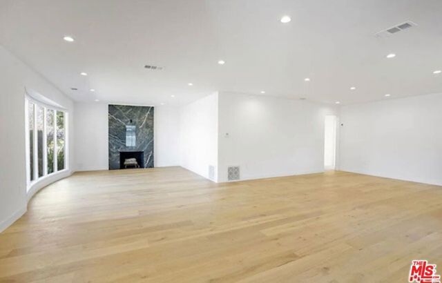 7406 W 82nd Street, Los Angeles, CA 90045