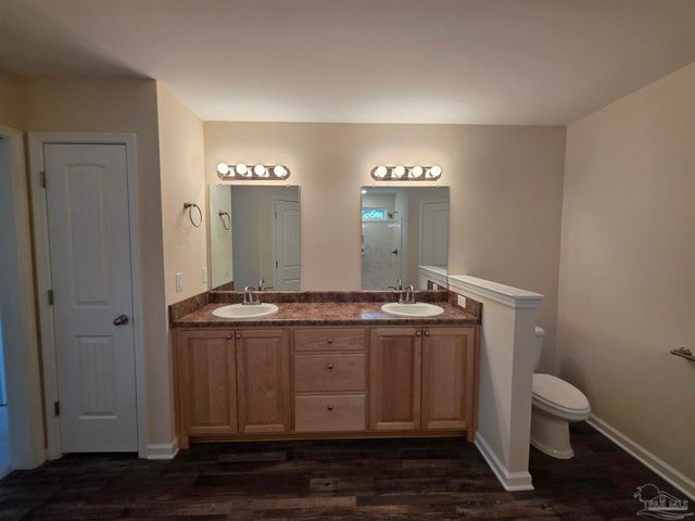 1646 Ora Dr, Pensacola, FL 32506