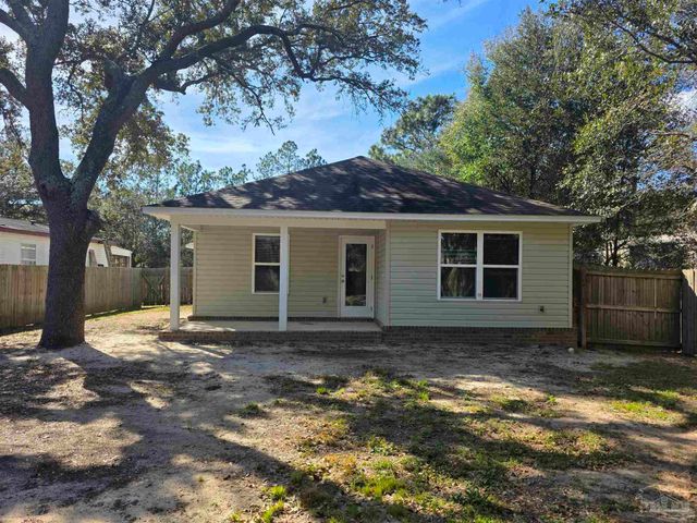 1646 Ora Dr, Pensacola, FL 32506