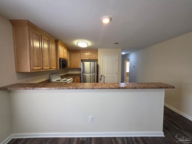 1646 Ora Dr, Pensacola, FL 32506