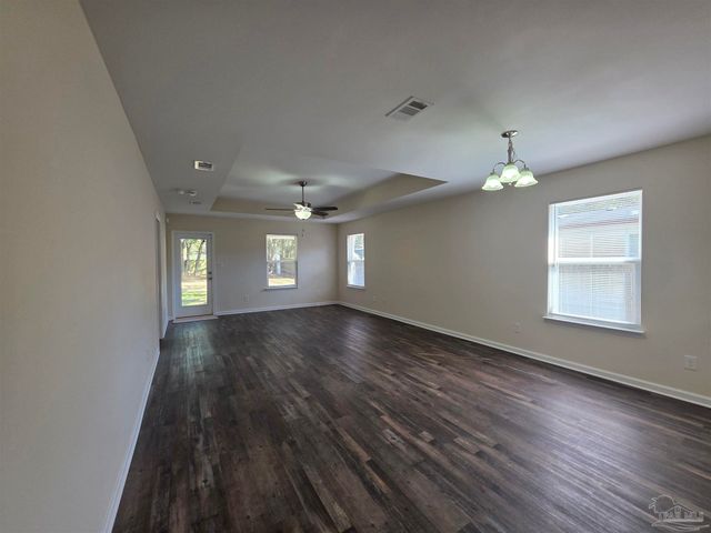 1646 Ora Dr, Pensacola, FL 32506