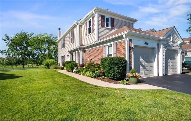 1796 Vermont Drive A, Elk Grove Village, IL 60007