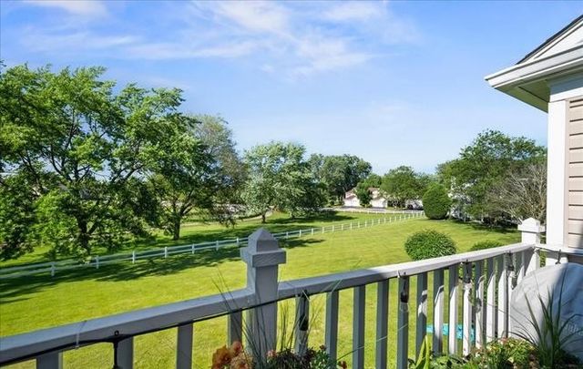 1796 Vermont Drive A, Elk Grove Village, IL 60007