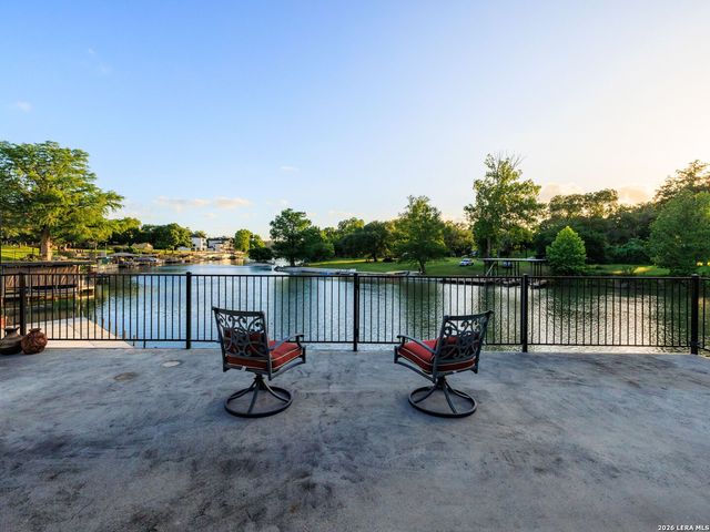 102 Rio Azul, Seguin, TX 78155