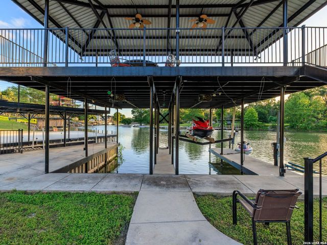 102 Rio Azul, Seguin, TX 78155