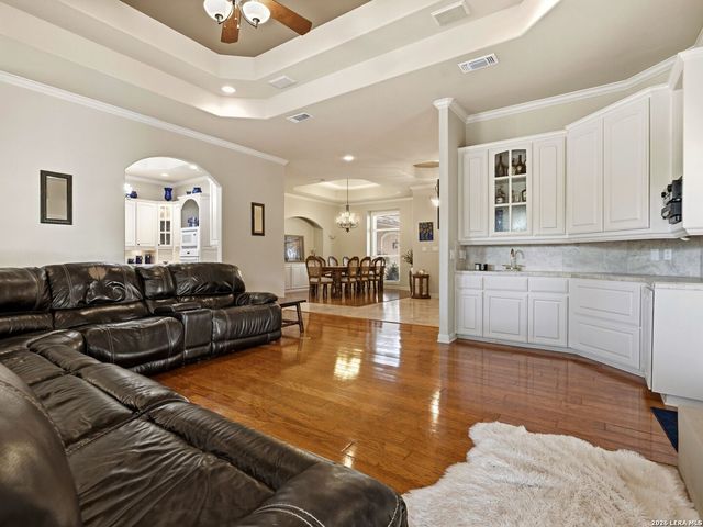 102 Rio Azul, Seguin, TX 78155