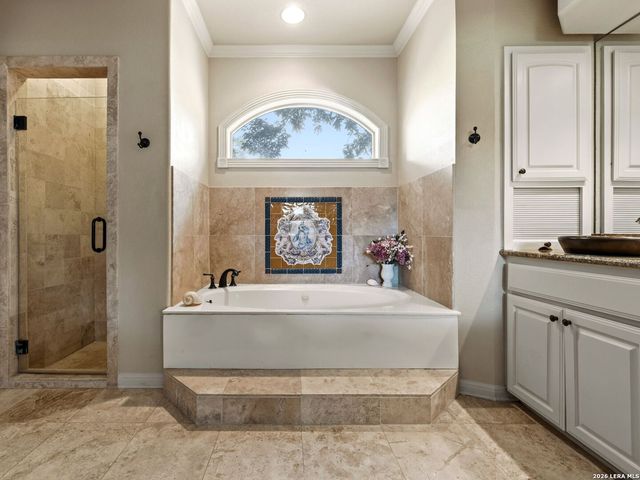 102 Rio Azul, Seguin, TX 78155