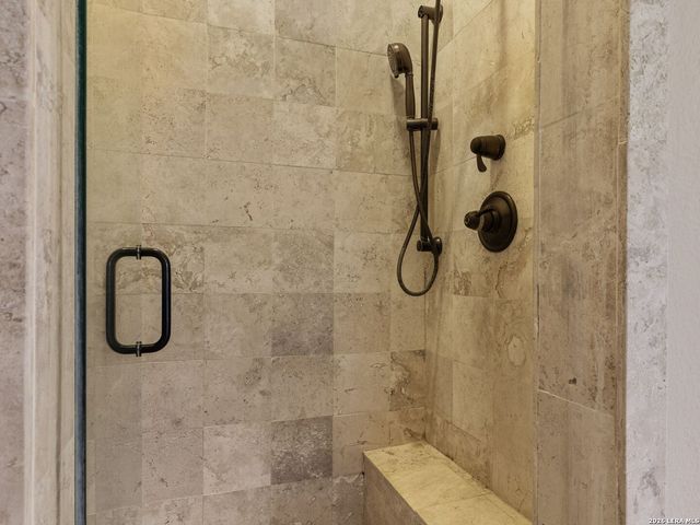102 Rio Azul, Seguin, TX 78155