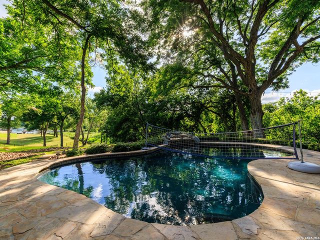 102 Rio Azul, Seguin, TX 78155