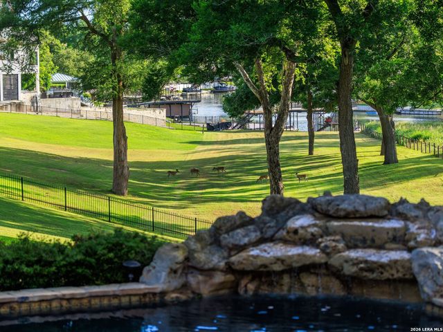 102 Rio Azul, Seguin, TX 78155