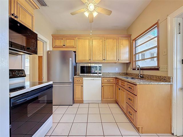 1136 12TH STREET N, St Petersburg, FL 33705