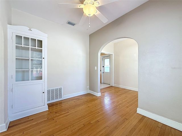 1136 12TH STREET N, St Petersburg, FL 33705