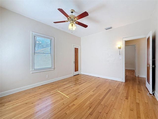 1136 12TH STREET N, St Petersburg, FL 33705