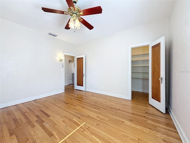 1136 12TH STREET N, St Petersburg, FL 33705