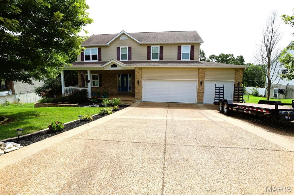 213 Scenic Hills Drive, De Soto, MO 63020