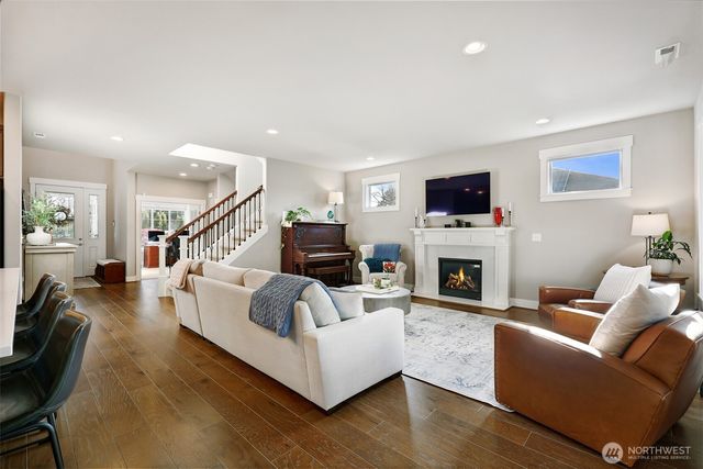 4720 NE 25th Street, Renton, WA 98059