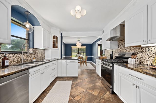 3908 Valley VW, Round Rock, TX 78681