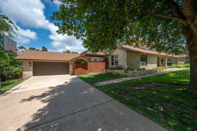 3908 Valley VW, Round Rock, TX 78681