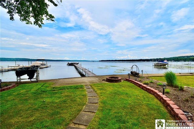 2420 Lakeside Drive, Busti, NY 14710