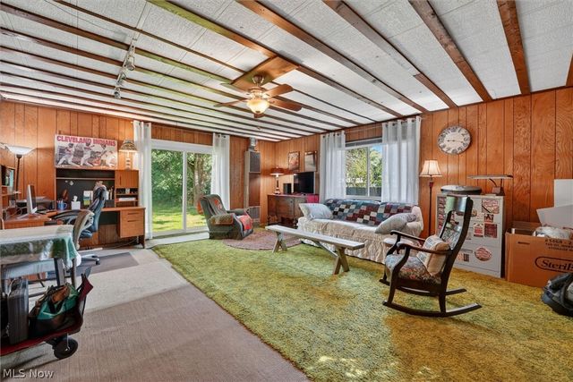 33062 Chestnut Ridge Road, North Ridgeville, OH 44039