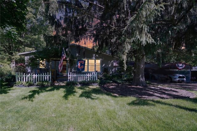 33062 Chestnut Ridge Road, North Ridgeville, OH 44039