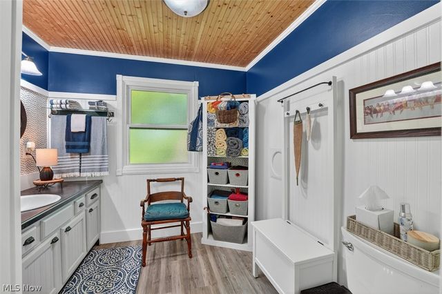 33062 Chestnut Ridge Road, North Ridgeville, OH 44039