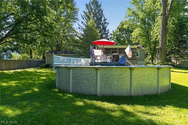 33062 Chestnut Ridge Road, North Ridgeville, OH 44039