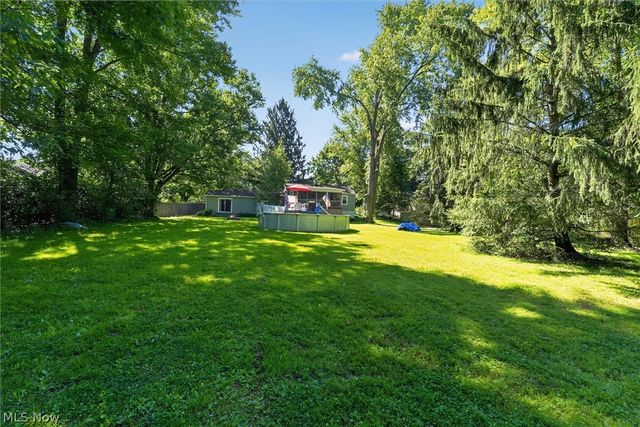 33062 Chestnut Ridge Road, North Ridgeville, OH 44039