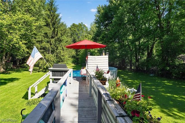33062 Chestnut Ridge Road, North Ridgeville, OH 44039