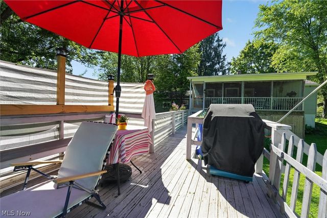 33062 Chestnut Ridge Road, North Ridgeville, OH 44039