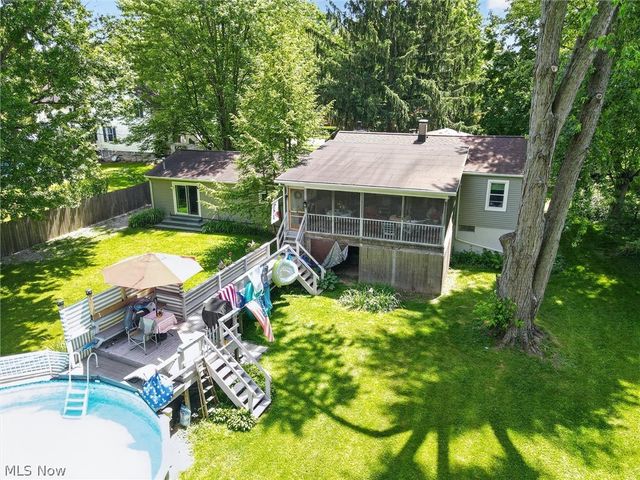 33062 Chestnut Ridge Road, North Ridgeville, OH 44039
