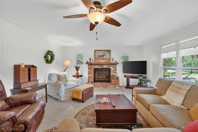 33062 Chestnut Ridge Road, North Ridgeville, OH 44039