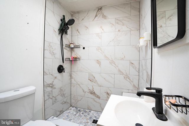 6420 N WOODSTOCK ST, Philadelphia, PA 19138