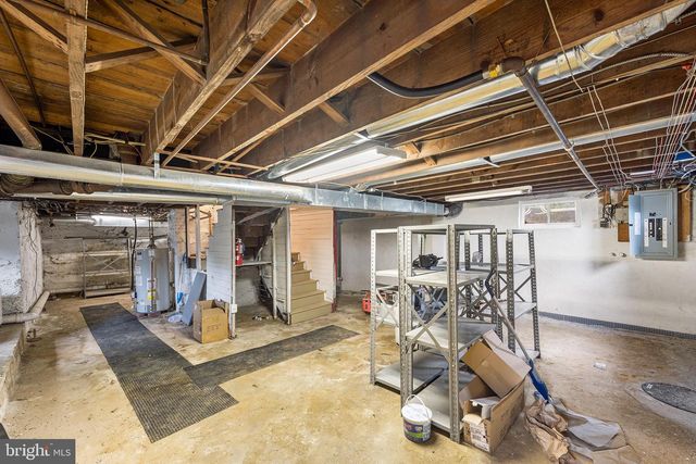 8 REESE AVE, Newtown Square, PA 19073