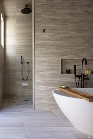 306 Vine Row Ct, Napa, CA 94559