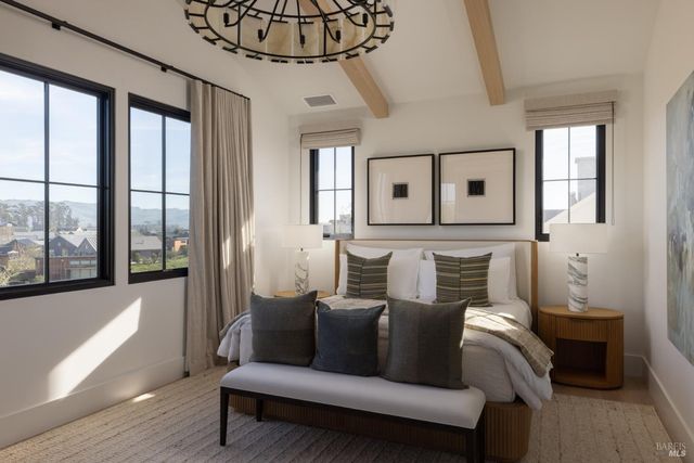 306 Vine Row Ct, Napa, CA 94559