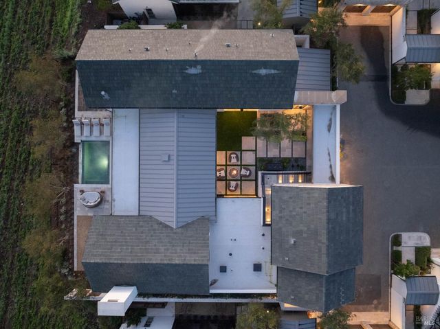 306 Vine Row Ct, Napa, CA 94559