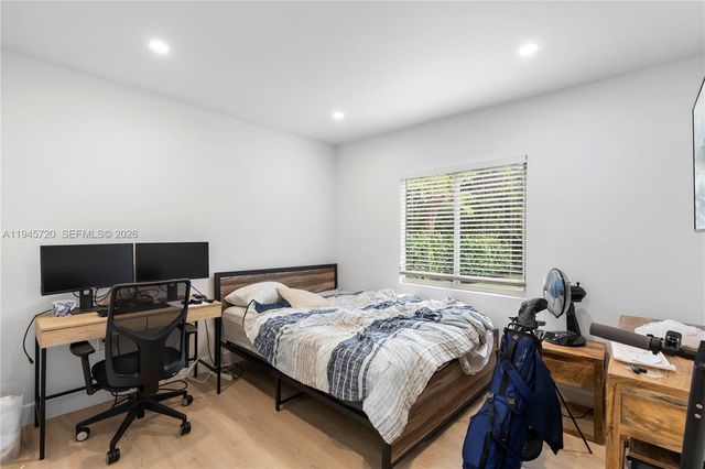 5854 SW 62nd St, Miami, FL 33143